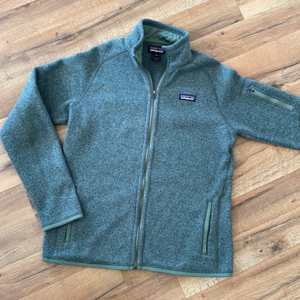Women’s Green Patagonia Jacket